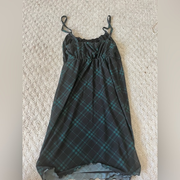 Hollister Holiday Mini Dress - Picture 2 of 6